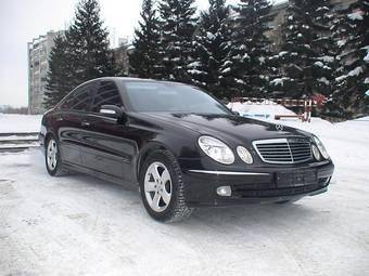 2002 Mercedes-Benz E-Class Photos