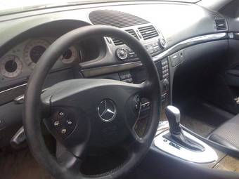 2002 Mercedes-Benz E-Class Pictures