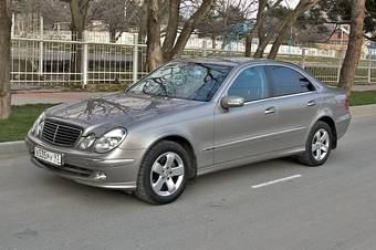 2002 Mercedes-Benz E-Class Photos