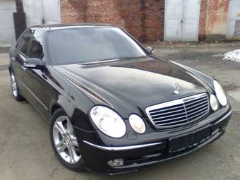 2002 Mercedes-Benz E-Class Pictures