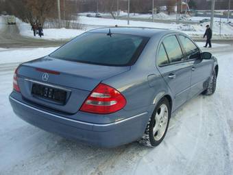 2002 Mercedes-Benz E-Class Photos