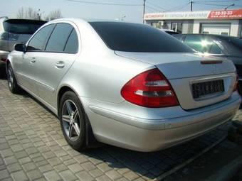2002 Mercedes-Benz E-Class Pictures