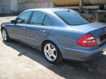 2002 Mercedes-Benz E-Class Photos