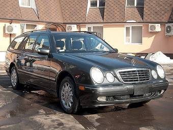 2002 Mercedes-Benz E-Class Pictures