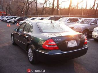 2002 Mercedes-Benz E-Class Photos