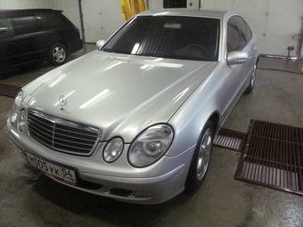 2002 Mercedes-Benz E-Class Photos