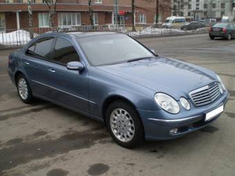 2002 Mercedes-Benz E-Class Pictures