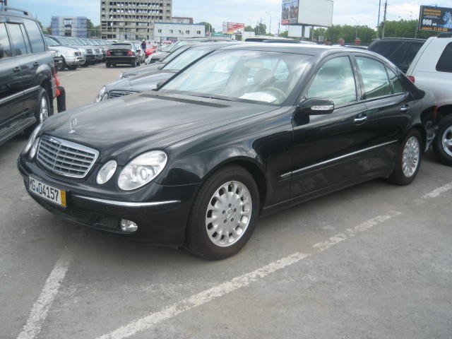 2002 Mercedes-Benz E-Class