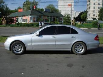 2002 Mercedes-Benz E-Class Photos