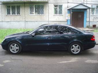 2002 Mercedes-Benz E-Class Photos