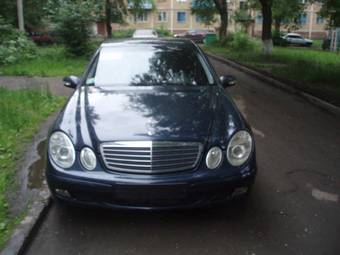 2002 Mercedes-Benz E-Class Photos