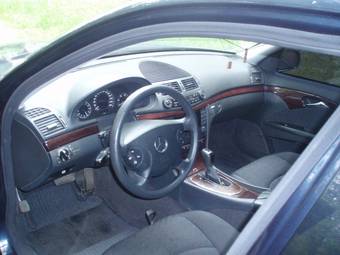 2002 Mercedes-Benz E-Class Pictures