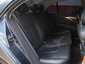 2002 Mercedes-Benz E-Class Photos