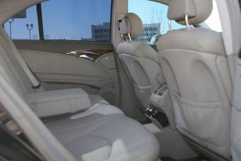 2002 Mercedes-Benz E-Class Pictures