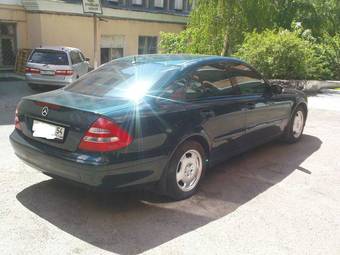 2002 Mercedes-Benz E-Class Pictures