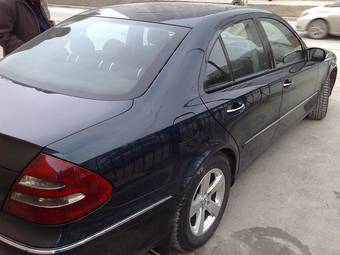 2002 Mercedes-Benz E-Class Photos