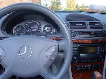 2002 Mercedes-Benz E-Class Images