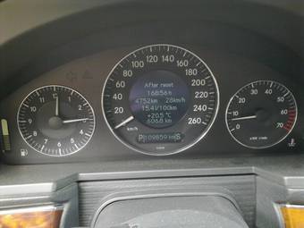 2002 Mercedes-Benz E-Class Pictures