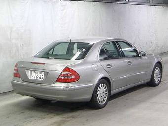 2002 Mercedes-Benz E-Class Photos