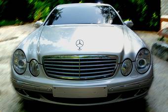 2002 Mercedes-Benz E-Class Pictures