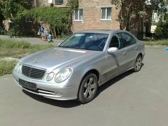 2002 Mercedes-Benz E-Class Pictures