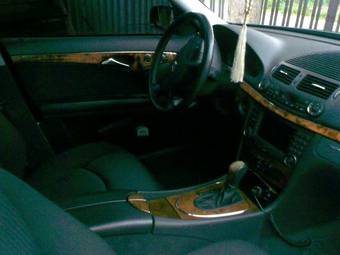 2002 Mercedes-Benz E-Class Photos