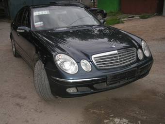 2002 Mercedes-Benz E-Class Photos