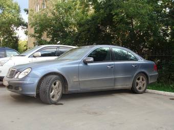 2002 Mercedes-Benz E-Class Photos