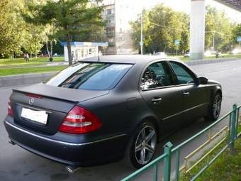 2002 Mercedes-Benz E-Class Photos