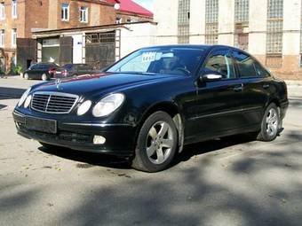 2002 Mercedes-Benz E-Class Pictures