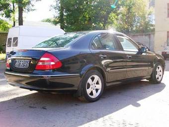 2002 Mercedes-Benz E-Class Pictures