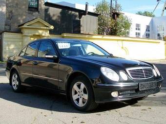 2002 Mercedes-Benz E-Class Pictures