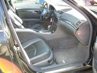 2002 Mercedes-Benz E-Class Photos