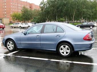 2002 Mercedes-Benz E-Class Photos