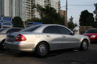 2002 Mercedes-Benz E-Class Photos