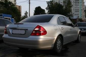 2002 Mercedes-Benz E-Class Pictures
