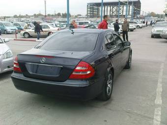 2002 Mercedes-Benz E-Class Photos