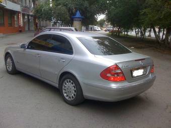2002 Mercedes-Benz E-Class Pictures