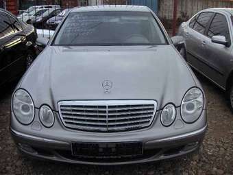 2003 Mercedes-Benz E-Class Pictures