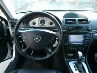 2003 Mercedes-Benz E-Class Photos