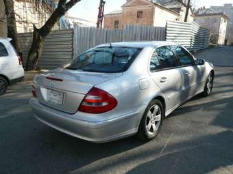 2003 Mercedes-Benz E-Class Photos