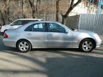 2003 Mercedes-Benz E-Class Photos