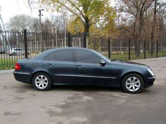 2003 Mercedes-Benz E-Class Photos