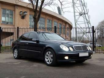 2003 Mercedes-Benz E-Class Photos