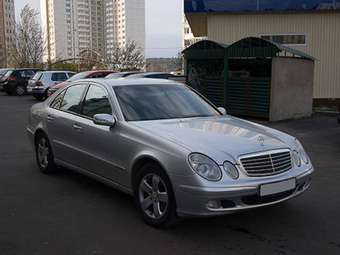 2003 Mercedes-Benz E-Class Images