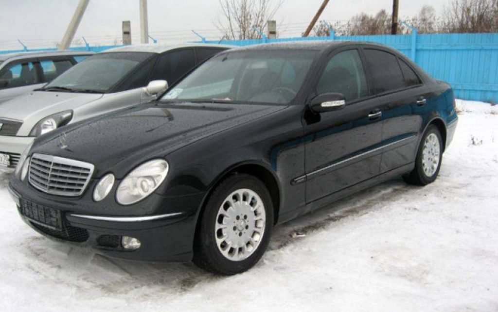 2003 Mercedes-Benz E-Class