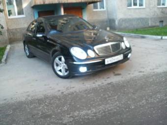 2003 Mercedes-Benz E-Class Photos