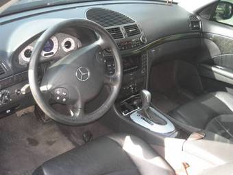 2003 Mercedes-Benz E-Class Photos