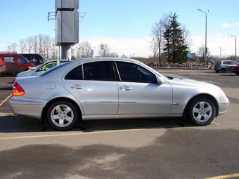 2003 Mercedes-Benz E-Class Pictures