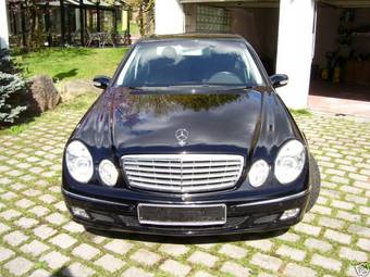 2003 Mercedes-Benz E-Class Photos